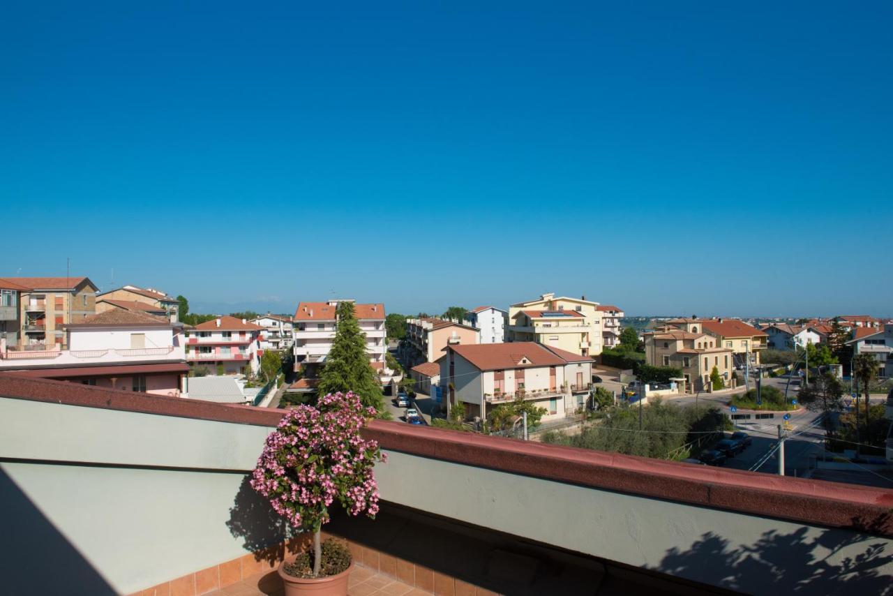 Via Del Mare Panzió Lanciano Kültér fotó